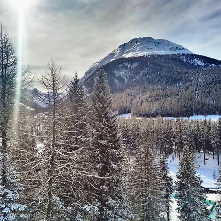 Schloss & 4* Pontresina
