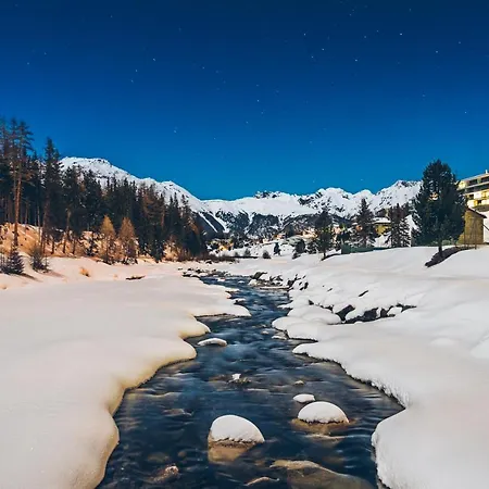 Schloss & Ξενοδοχείο Pontresina