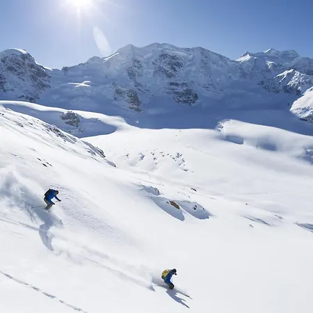 Schloss & Ξενοδοχείο Pontresina