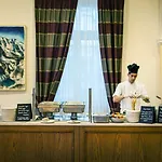 Schloss & 4* Pontresina