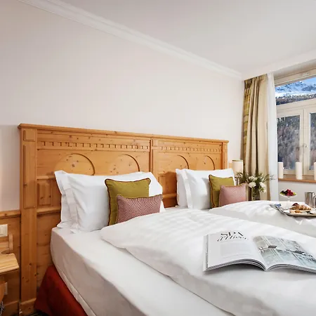 Schloss Hotel & Spa Pontresina 4*