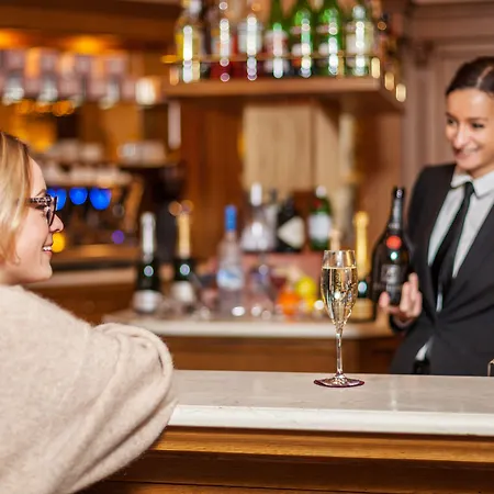 Schloss Hotel & Spa Pontresina Otel Pontresina