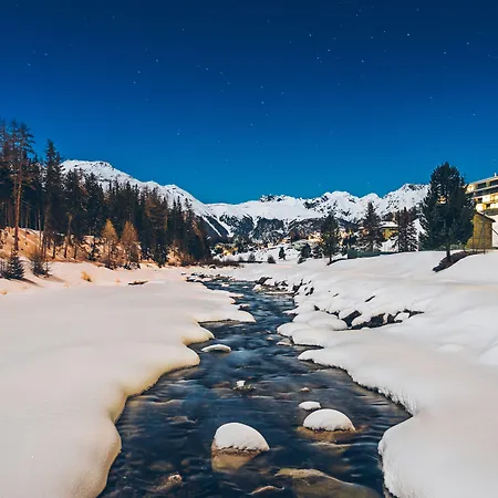 Schloss Hotel & Spa Pontresina Otel 4*