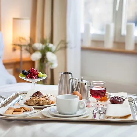 Schloss Hotel & Spa Pontresina Hotel