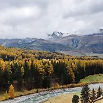 Schloss & 4* Pontresina