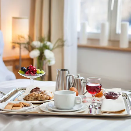 Schloss & Hotell Pontresina