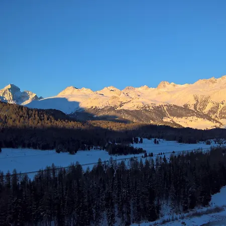 Schloss & מלון 4*