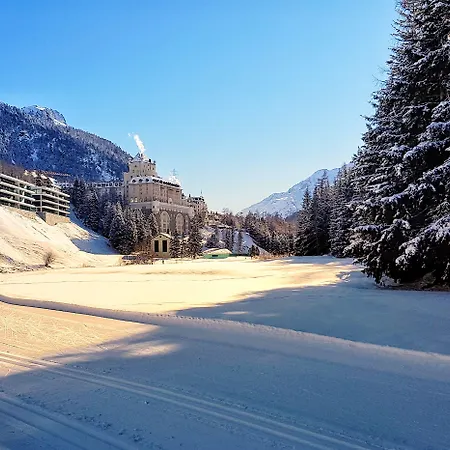 Schloss & מלון 4*