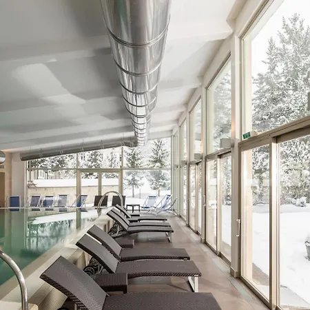 Schloss & 4* Pontresina