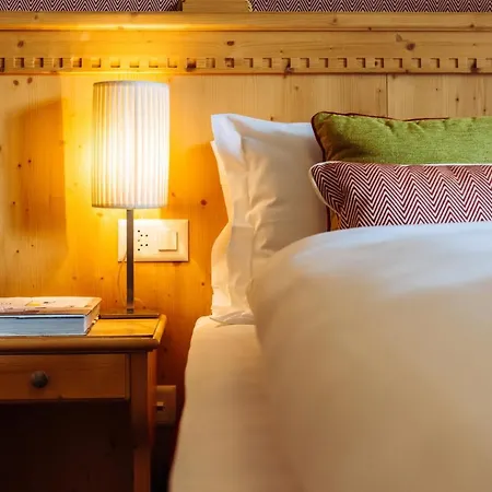 Schloss & 4* Pontresina