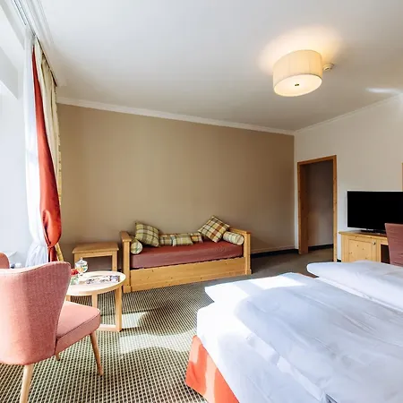 Schloss & Hotel 4*