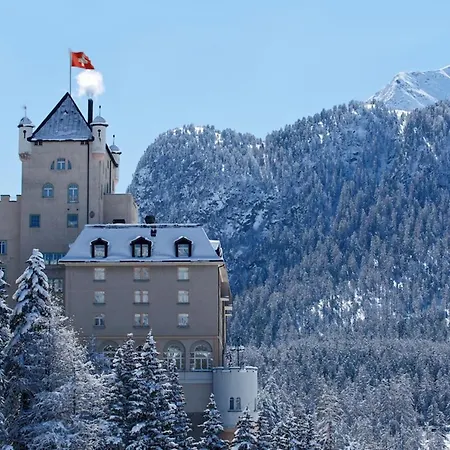 Schloss & Hotel 4*